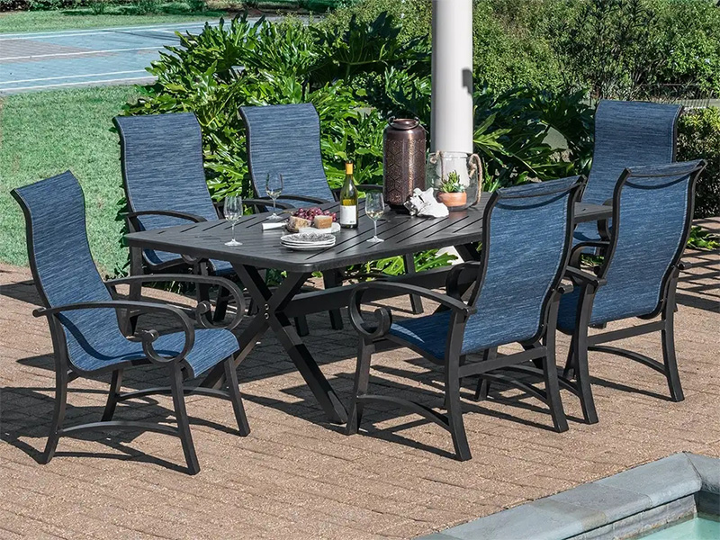 Solstitium Senex Aere Aluminium cum funda 7 Piece Dining Set (84X42 in. Triclinium)